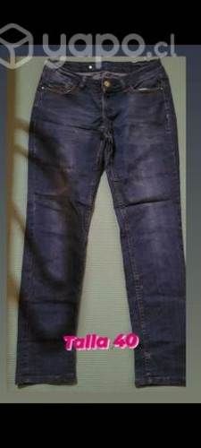 Lote 18 pantalones por $20mil