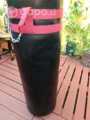 saco para patadas semi nuevo