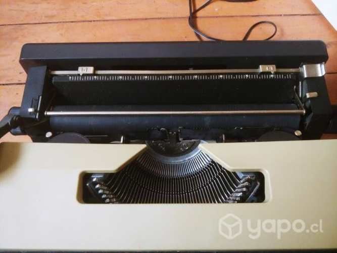 Olivetti Universitaria Impecable