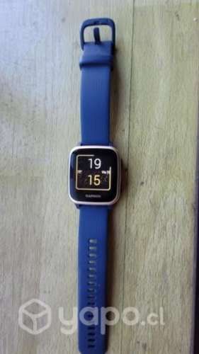 Venu Sq Music Navy Light Gold