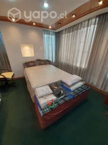 Cama Rosen 2 Plazas americana + respaldo + 2 banqu