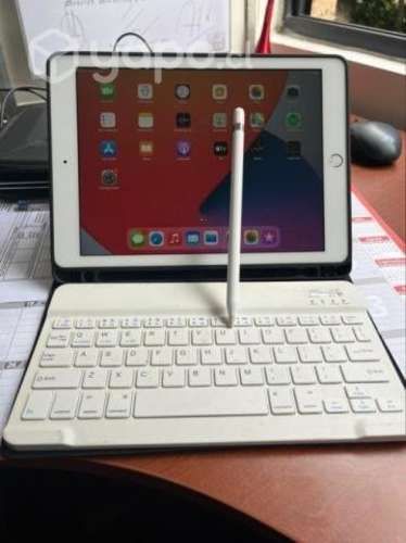 Ipad Sexta Generación + Apple Pencil + Teclado