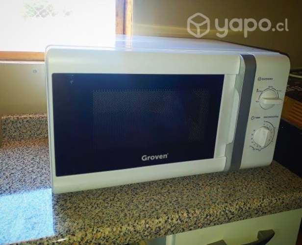Microondas marca Groven