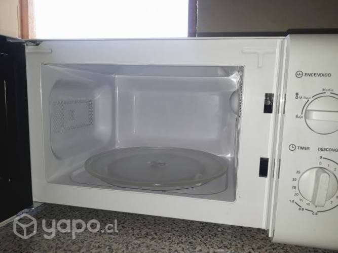 Microondas marca Groven