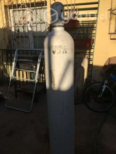 Tubo de oxígeno medicinal grande