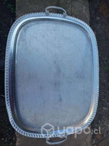 Bandeja antigua con grabados