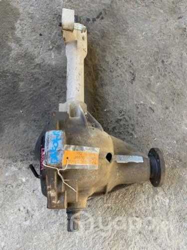 Diferencial delantero c/detalle en carcaza Dakota