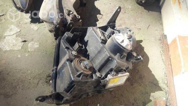 Optico LED copiloto Mitsubishi montero 2015x