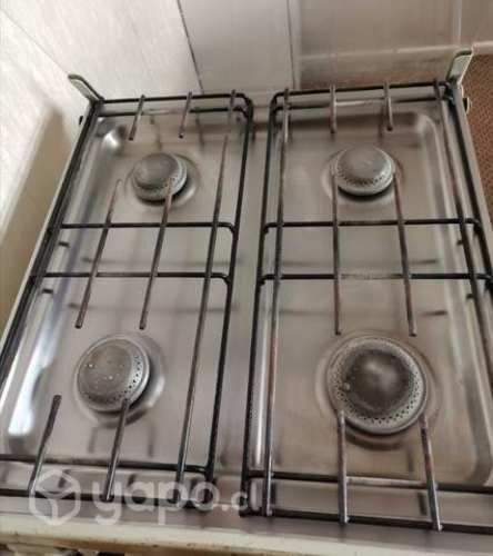 Estufa gas directo usada funcionando 3 quemadores