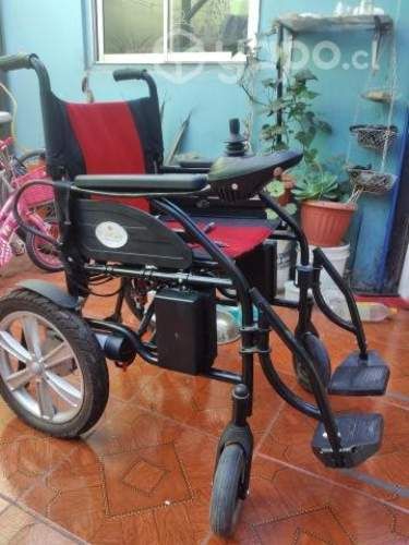 Silla de ruedas electrica como nueva