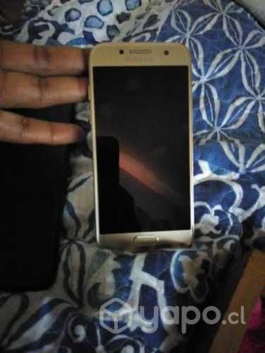 Teléfono samsung galaxy A3 2017