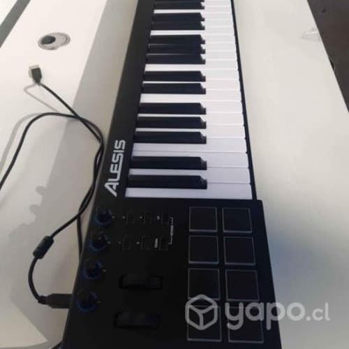 Controlador midi alesis v49 impecable