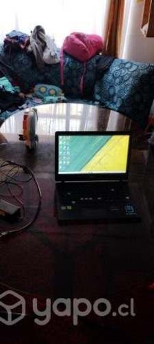 notebook Aspire Es1-433 con cargador