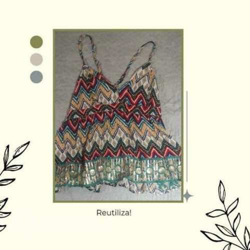 Polera detalles brillitos