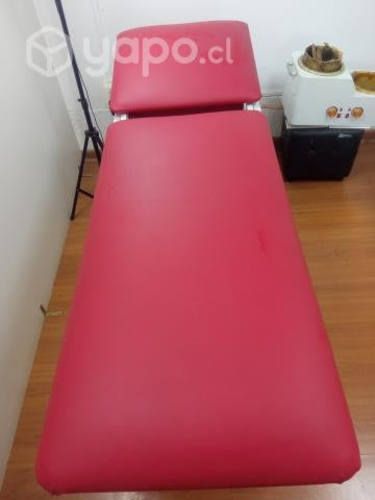 Camillas y puff salon de belleza