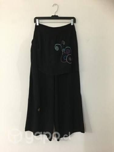 Pantalón Bordado Cinturón Marca Zbf Xs hasta el M