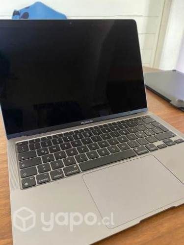 MAC BOOK AIR 2020 8gb ram