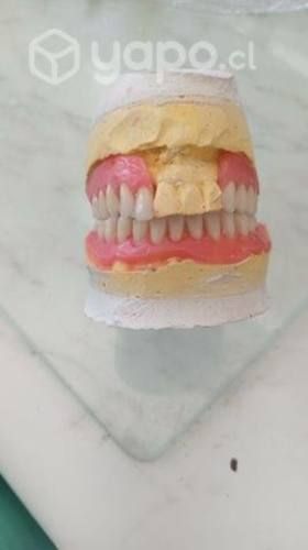 Prótesis dental removibles