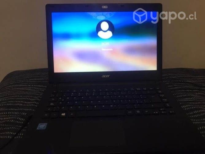 Notebook Acer Usado en Buen Estado