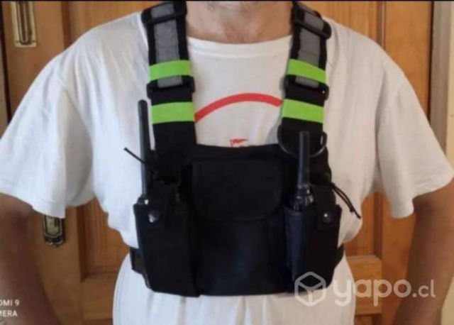 Pechera estuche porta dos equipos de radio, celu +