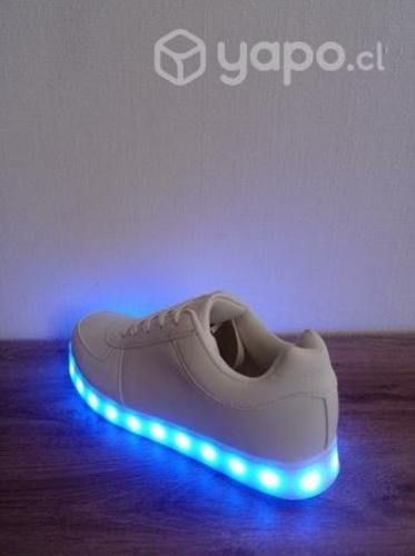Zapatillas led urbanas