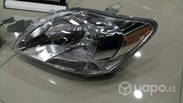 Optico derecho o izquierdo toyota yaris 2007-2012