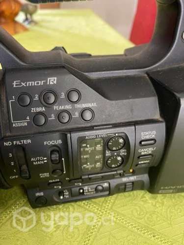 Camara Sony Handycam XAVCS FDR-AX1