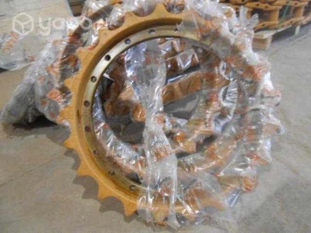 PC200 Rueda motriz (rueda dentada o sproket)