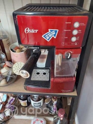 Cafetera Lattissima de Oster muy poco uso