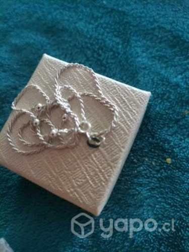 Cadena de plata