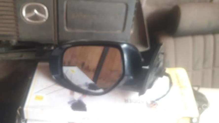 Espejo lh Mitsubishi oulander 2021 led