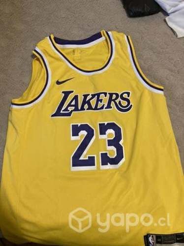 Polera lakers Lebron james L