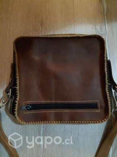 Cartera Artesanal de Cuero Impecable