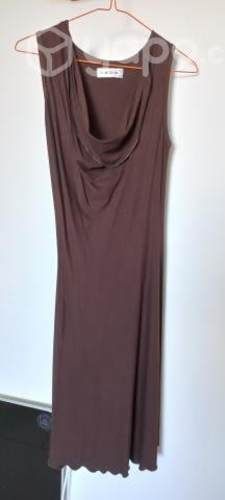 Vestidos Talla M (ambos en 20000)