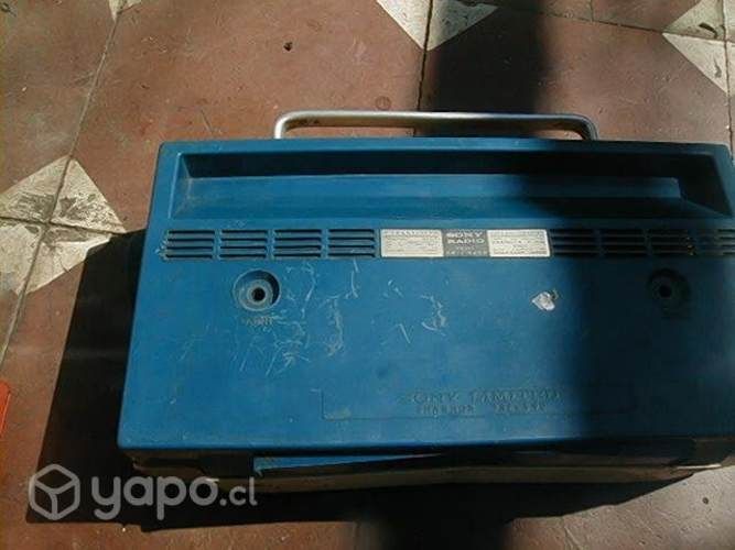 Radio a pilas sanyo y sony