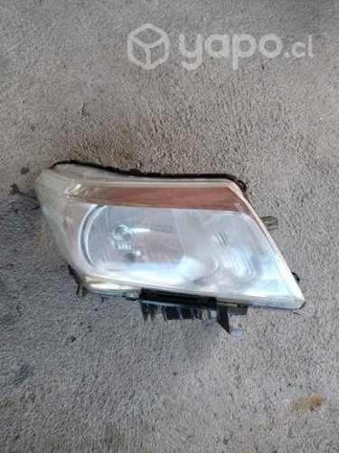 Optico Nissan Np300 derecho rh
