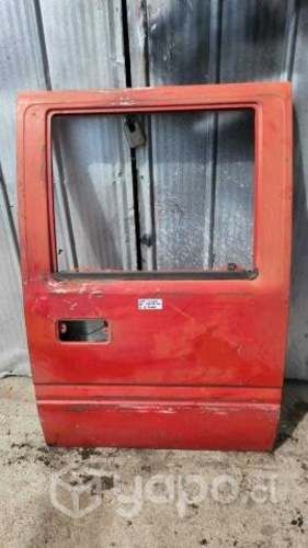 Puerta trasera derecha chevrolet luv 1991