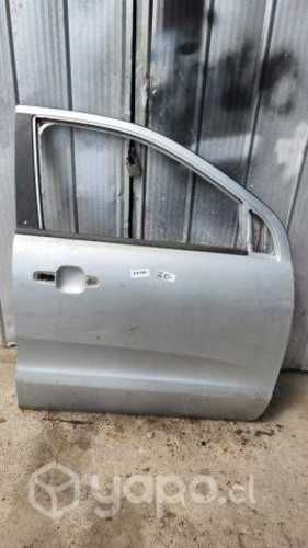 Puerta delantera derecha ford ranger 2015