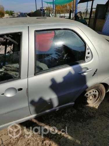 Puerta Fiat Siena 1.8 2006
