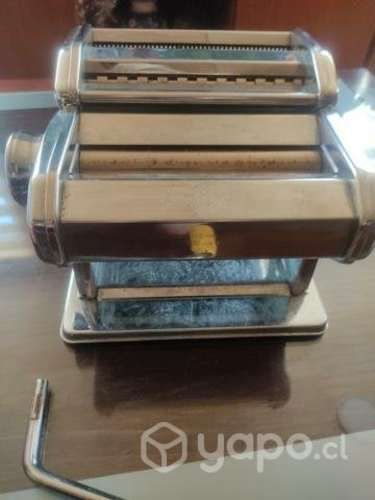 Máquina para estirar masa