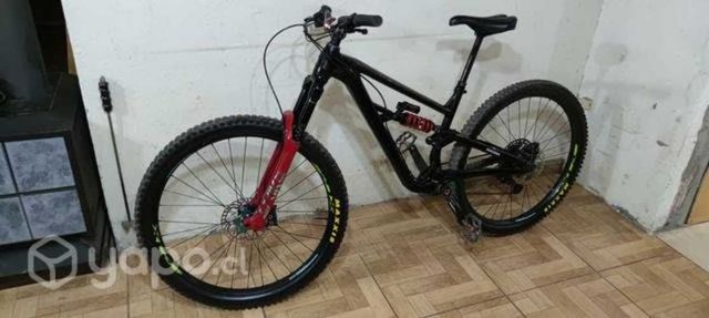 Bicicleta Polygon T7 2021