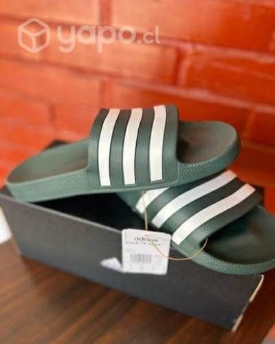 Originales sandalias Adidas