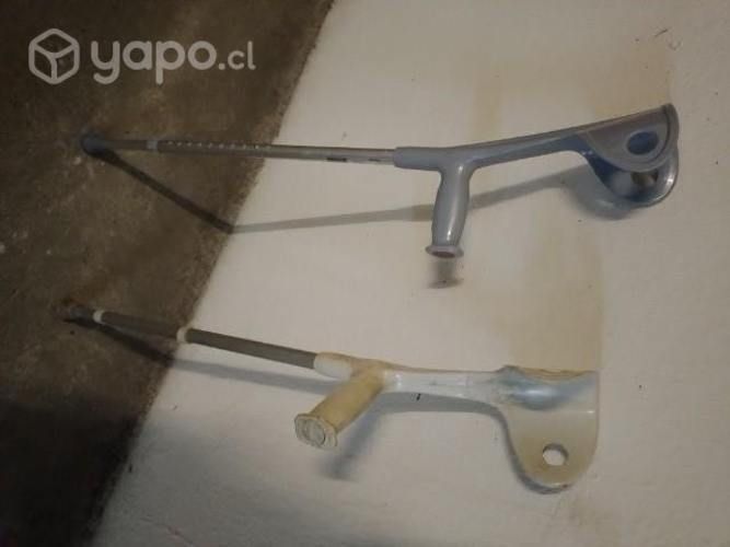 Bastones muletas poco uso