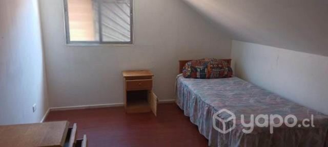 pieza persona sola varon ,baño compart