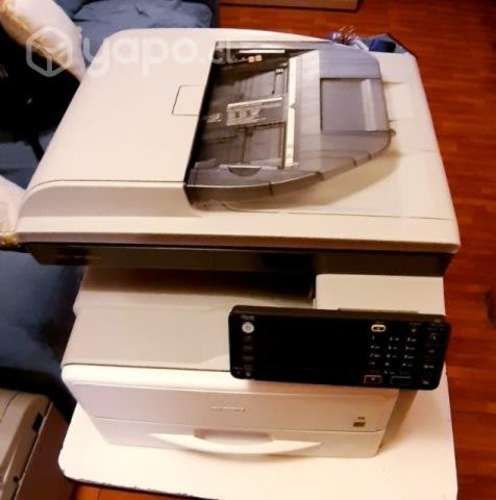 Fotocopiadora multifuncional mp 301