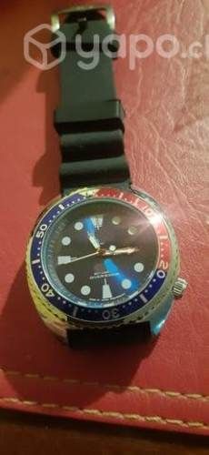 Reloj deportivo esfera azul, bisel azul/rojo