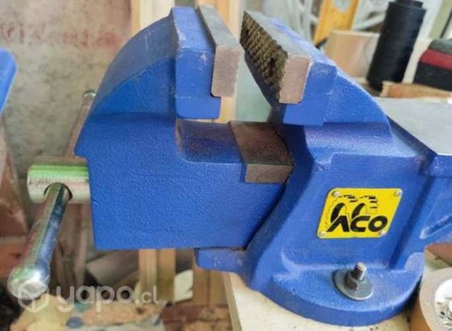 Tornillo mecánico 4 3/4 (120mm apertura)