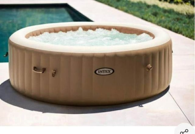 Jacuzzi inflable intex