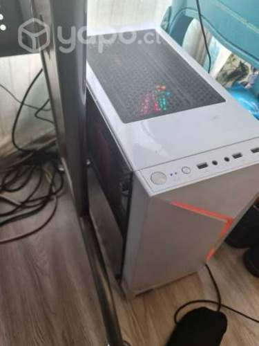 Pc Gamer + 2 Monitores Gamer + Silla Gamer