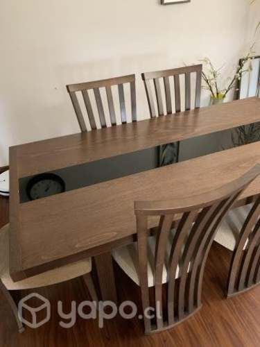Comedor con 6 sillas